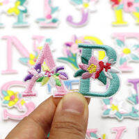 1PC ดอกไม้ปักตัวอักษรเหล็กบนแพทช์เย็บบนแพทช์ Applique DIY ชื่อที่กำหนดเองป้ายตกแต่งแพทช์ซ่อมสำหรับเสื้อผ้า-pangyh