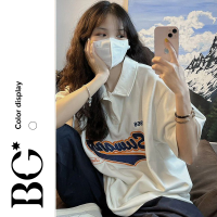 BG World เสื้อโปโลแขนสั้นปักลายสไตล์อเมริกันไฮสตรีทสไตล์ฮ่องกงสำหรับผู้หญิง HZFWC1003