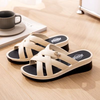 ✷  Ms increased outside the cool summer slippers comfortable soft bottom odor-proof wear a 4060 - year - old mother fashion leisure wedges slippers