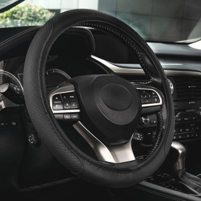 【YF】 Universal Car Steering Wheel Cover Skidproof Anti-Slip Embossing Leather Car-styling For TOYOTA Camry RAV4 Land Cruiser VW Golf
