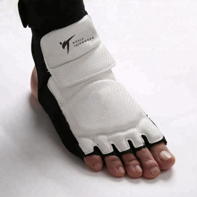 เทควันโด Pu WT ถุงมือเท้าป้องกันเกียร์คาราเต้ป้องกันข้อเท้าสนับสนุนต่อสู้คิกบ็อกซิ่งเท้าป้องกันยามถุงเท้าเท้า