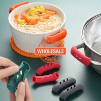 [Wholesale Price]2 Pcs Silicone Anti-slip Pan Handle Ear Clip /Oven Steamer Casserole Pan Anti-scalding Heat Insulation Handle Covers/Practical Kitchen Gadget