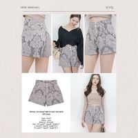 SLYQ TOPAZ VINTAGE BROCADE SHORTS กางเกงขาสั้นผ้าทอลายเอวสูง