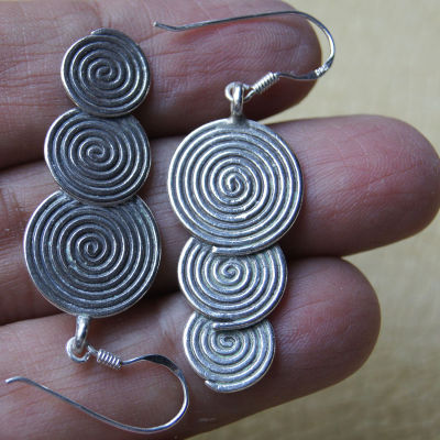 Nice earrings fine silver Karen hill tribe วงกลมสามชั้น งานทำด้วยมือ ตำหูเงินกระเหรี่ยงทำจากมือชาวเขางานฝีมือ ของฝากชาวต่างชาติชอบมาก