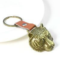 Portable Metal Lion Head Bottle Opener Multi-function Keychain Pendant Beer Bottle Opener Bar Kitchen Tool Creative Gift for Men