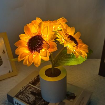 โคมไฟ LED รูปดอกกุหลาบดอกทานตะวันบนโต๊ะไฟ USB สำหรับกลางคืนรูปต้นทิวลิปสำหรับไฟประดับสวยงามวาเลนไทน์ใช้ในบ้านงานเลี้ยง Kado Romantis