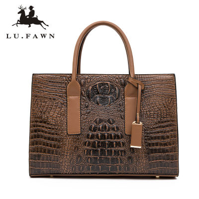 Lufawn กระเป๋าถือผู้หญิงสไตล์ใหม่,กระเป๋าแฟชั่นลายจระเข้สีทึบกระเป๋าสะพายความจุขนาดใหญ่ PU กันน้ำ (5202)