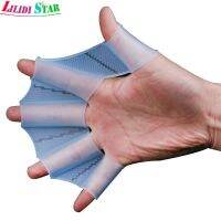 LS【ready Stock】1คู่ซิลิโคนว่ายน้ำว่ายน้ำเกียร์ Fins Hand Webbed Flippers Training Fins Glove1【cod】