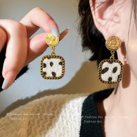 [COD] Needle Portrait Leopard Earrings Fashion Temperament Design Personality Wholesale