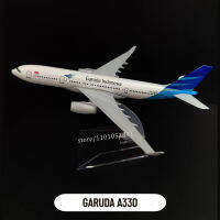 Scale 1:400เครื่องบินโลหะรุ่น GARUDA A330 Flight Airlines Aviation Airplane Miniature Collection ของเล่นสำหรับ Boy