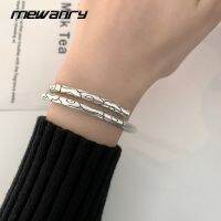 [Hot K] Mewanry สร้อยข้อมือสีเงินเทรนด์ใหม่ฮิปฮอปวินเทจสร้างสรรค์ลายก้อนเมฆที่ไม่ซ้ำกันของขวัญวันเกิดเครื่องประดับปรับได้