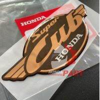 HOT** เครื่องหมาย Honda Super Cub 3D แท้เบิกศูนย์ ส่งด่วน สติ ก เกอร์ ติด รถ สติ๊กเกอร์ ออฟ โร ด สติ ก เกอร์ ข้าง รถ กระบะ สติ ก เกอร์ ข้าง รถ สวย ๆ