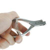 【cw】 Metal Pattern Hole Notcher Sewing Pliers Punch Designer Maker ！