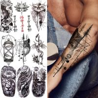 สติกเกอร์ Tatto Tribal ดาบงูรูปนกฮูกรอยสักชั่วคราวหมาป่าทรงสามเหลี่ยมสำหรับเด็กและผู้ชายสายรัดแขนลายตุ๊กตาแก้วทรายปลอมสีดำ