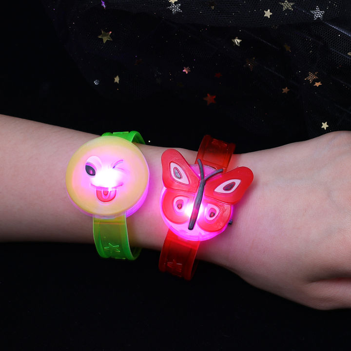 สายรัดข้อมือเด็กไฟแฟลชแอลอีดี1ชิ้น-นาฬิกาข้อมือเรืองแสงมีแฟลชรูปการ์ตูนตกแต่งของขวัญงานเลี้ยงวันเกิด
