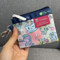 Lesportsac 2023 สินค้าใหม่ Lishibao ตุ๊กตาลายตารางสีการ์ตูนกระเป๋าสี่เหลี่ยมขนาดเล็กกระเป๋าใส่กุญแจกระเป๋าใส่บัตรกระเป๋าหญิงพร้อมตะขอ