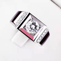 จุดแหวน Moissanite ชาย 1 แหวนเพชรกะรัตแหวนผู้ชายสีขาวมั่นคงและสง่างาม