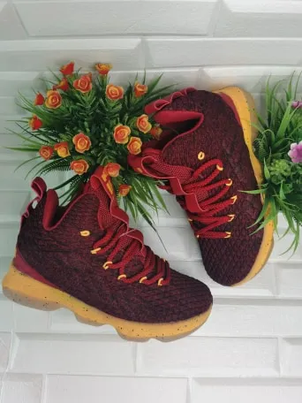 jarmes shoes