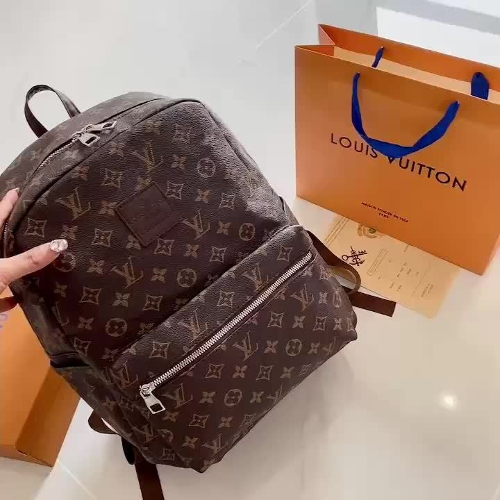 lv-กระเป๋าเป้สะพายหลังสำหรับผู้หญิง-ปีดอลกระเป๋าถือ-lv-สไตล์ตามท้องถนนของแท้กระเป๋านักเรียนไปโรงเรียน2023-mode-korea-ใหม่ใช้ได้ทั้งชายและหญิงกระเป๋าสะพายหลังความจุมากกระเป๋าเป้