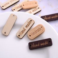 25/50Pcs Hand made Rectangle Shape Wooden Buttons Fashion Handmade Letter Buttons Scrapbooking Garment DIY Apparel Accessories Haberdashery