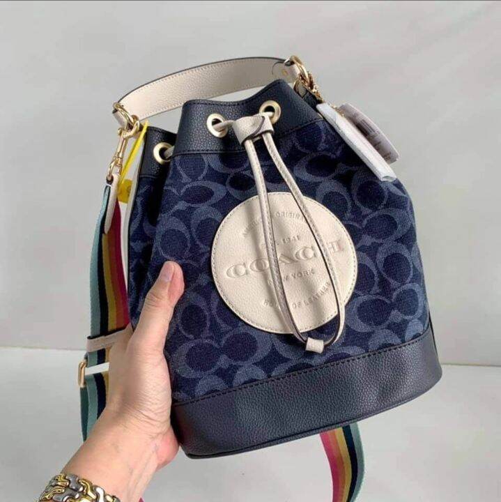 Authentic Coach Dempsey Drawstring Bucket Bag In Signature C4101