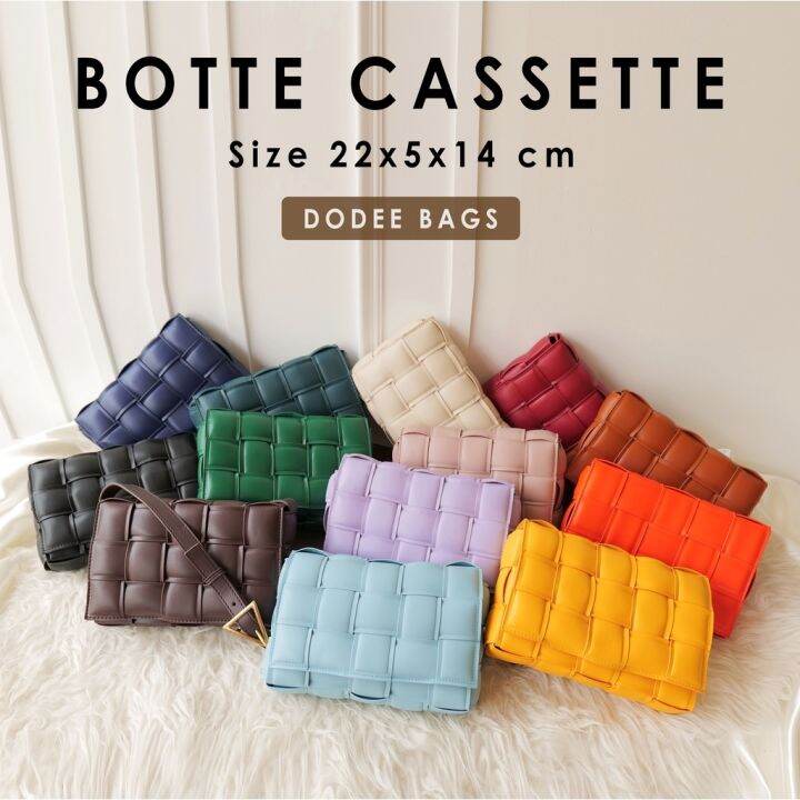 กระเป๋าทรง-bottega-cassette-padded-22-cm