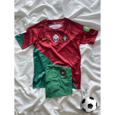 ชุดบอลทีมชาติ Portugal (Red 2) เสื้อบอลและกางเกงบอลผู้ชาย ปี 2022-2023 ใหม่ล่าสุด