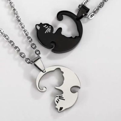 Black White Cute Cat Couple Necklaces Stainless Steel Cat Bring Good Luck Heart Pendant Necklace for Best Friends Gift Jewelry
