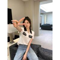 Miu ฤดูร้อนสุภาพสตรีเสื้อโปโลนักเรียนเสื้อยืดแขนสั้นหลวมโปโลคอปกครึ่งแขนฮาราจูกุ Bottoming เสื้อ