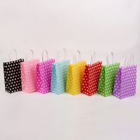 5 Pcs Colorful Polka Dot Kraft Paper Gift Bag Festival Paper Bag with Handles Fashionable Jewellery Bags Wedding Birthday Party