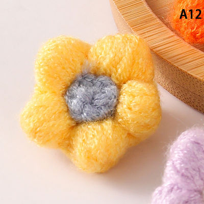 งานฝีมือดอกไม้ไหมพรมน่ารักขนาดเล็กสไตล์ญี่ปุ่น Kui-Min สำหรับงานฝีมือ DIY ทำด้วยมือเสื้อโค้ทถักชุดเดรสสไตล์เกาหลีป้ายปักหมุดหมวกผ้าพันคอ
