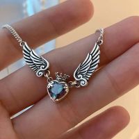 Vintage Gothic Heart Crown Angel Wings Pendant Necklaces for Women Fashion Exquisite Love Shape Clavicle Chain Choker Jewelry Headbands
