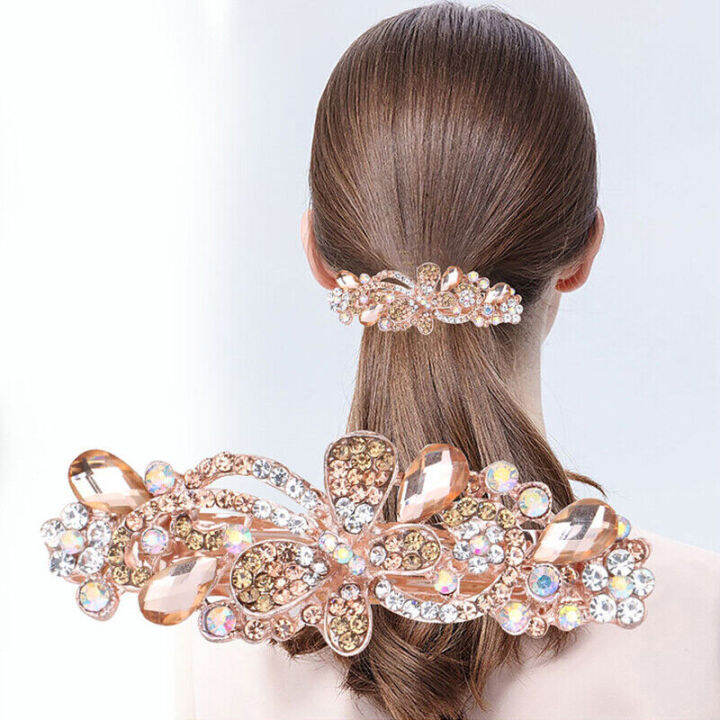 elegant-hair-accessory-with-jeweled-details-sparkling-headpiece-with-ornate-gemstone-arrangement-hair-adornment-with-embedded-gemstones-exquisite-hair-accessory-with-intricate-embellishments-glamorous