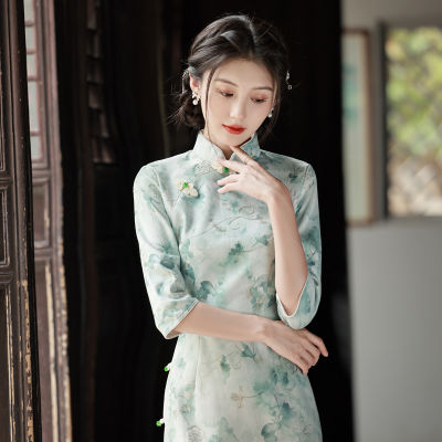 ปรับปรุง Cheongsam หนังนิ่มสีเขียว2022สาธารณรัฐแขนยาวของชุดเด็กสาวสไตล์จีน