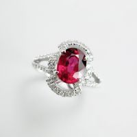 Rhodolite Diamond Ring แหวนพลอยโรโดไลท์ แหวนพลอยสีม่วงอมแดง ประดับเพชรแท้ ตัวแหวนทองขาว18K