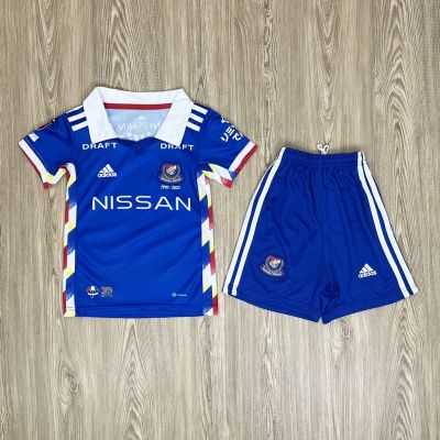 ชุดบอลเด็ก ทีมYokohama ซื้อครั้งเดียวได้ทั้งชุด (เสื้อ กางเกง) ตัวเดียวในราคาส่ง สินค้าเกรดA