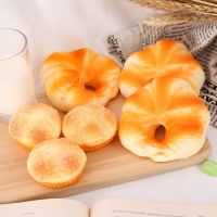 【YF】 food squishy Bread Donuts Squeeze Stress kid Spoof Tease Desktop