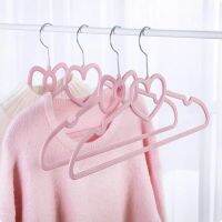 10PCS Clothes Hanger Durable Hanger ABS Heart Pattern Coat Hanger For  Children Clothing Hanging Supplies (Pink)