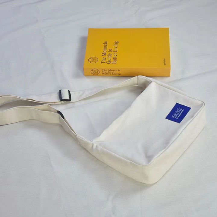 koreafashionshop-kr1913-กระเป๋าผ้าแคนวาสใบเล็ก-ป้ายงานสกีน