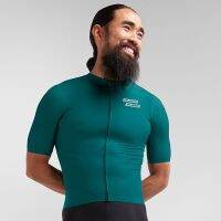 The New Summer  Lightweight Breathable Quick Dry Short Sleeved Cycling Jersey Maillot Ciclismo Hombre Mesh MTB Sports Shirt