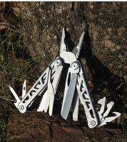 【LZ】™  Multitool Alicadores Cabo e Fio Cortador Mini Alicatador Dobrável Portátil Acampamento Ao Ar Livre Bolso 30 em 1