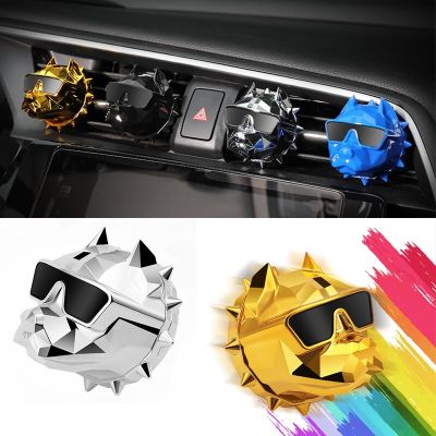 Car fragrance dog head interior aromatherapy fighting air conditioning air outlet perfume car bulldog decoration accessories