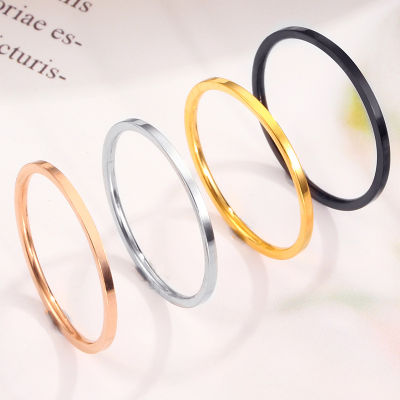 [COD] สไตล์ญี่ปุ่นและเกาหลีการออกแบบเฉพาะคู่แหวนไทเทเนียมเรียบมากสำหรับผู้หญิง แหวนสแตนเลสแบบเรียบง่าย Christmas Gift