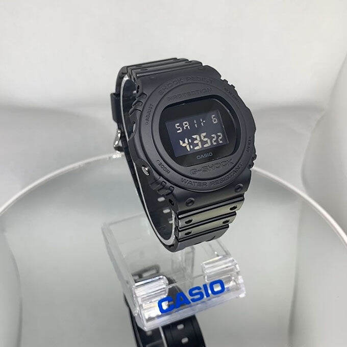 国内送料無料 G-SHOCK DW-5750E G-SHOCK DW-5750E-1BDR 腕時計
