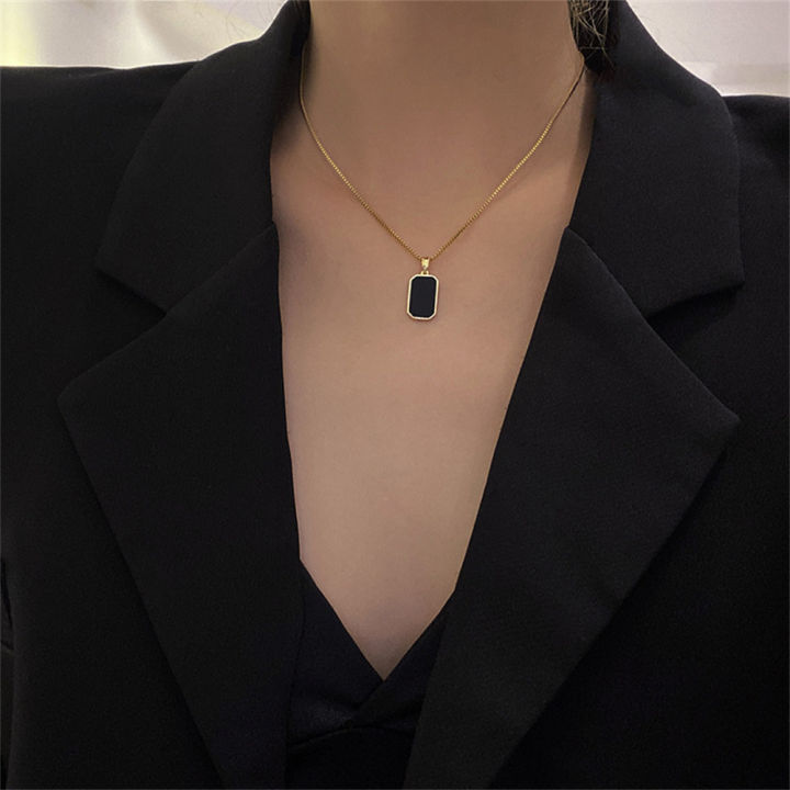 long-women-black-gold-exquisite-jewelry-minimalist-necklace-rectangular