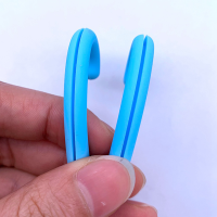 2Pcs Silicone earhook anti-leather pain rope earmuffs Repeatable washable silicone earmuffs