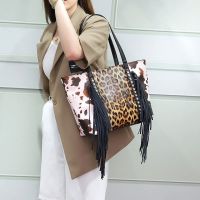 SCOFY แฟชั่น Leopard Tote กระเป๋าผู้หญิงพู่วัวพิมพ์กระเป๋าถือกระเป๋าขนาดใหญ่ความจุกระเป๋าและกระเป๋าถือ