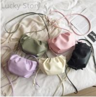 Lucky-Story -LK-00016-Ready Stock ผู้หญิงเกาหลีแฟชั่น Simple Cloud Dumpling กระเป๋า Casual Messenger กระเป๋าสะพายกระเป๋าสะพายไหล่