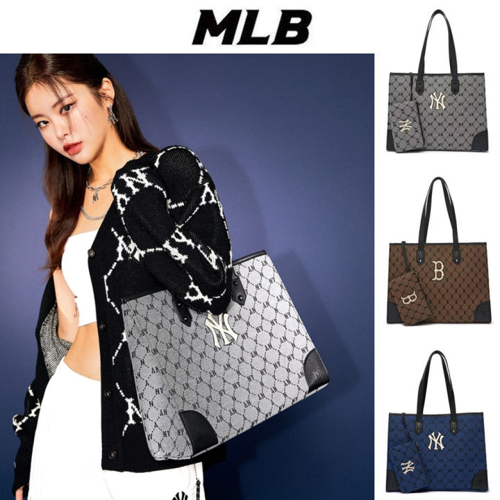 MLB Big Dia Monogram Jacquard Small Tote Bag NY Yankees Black, Totes for  Women