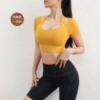 [COD] with chest pads short-sleeved femininity exposed navel elastic sports T-shirt running fake two-piece hanging neck fitness top